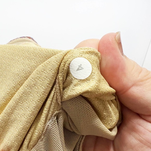 Lululemon Open Your Heart Pink Purple Black Space Dye Tank Top Bra Size 4 - Picture 8 of 10